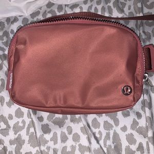 Lululemon Everywhere Belt Bag